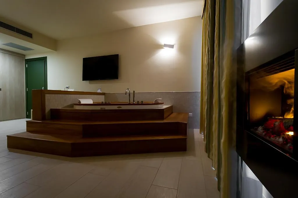מלגראטה Hotel Griso Collection 4*,